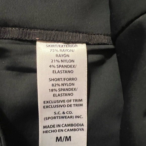 Pull on golf akirt - Picture 3 of 5